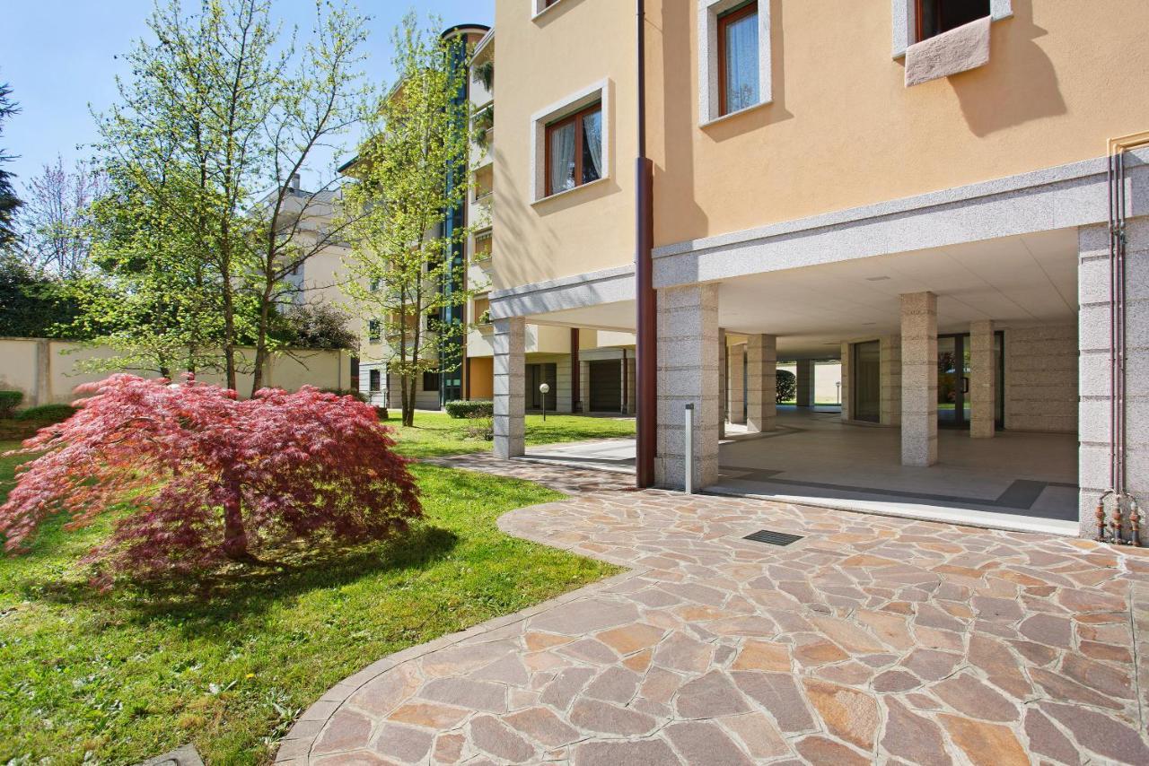 Casa Rosada Monza Autodromo Lejlighed Nova Milanese Eksteriør billede